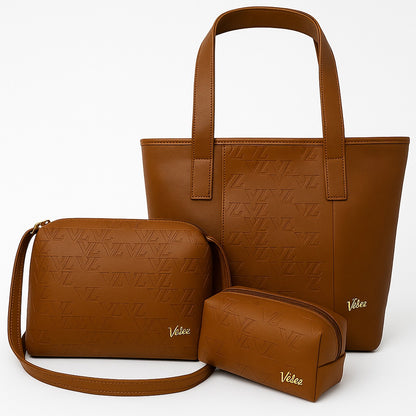 TRIO EN CUERO DAMA VELEZ